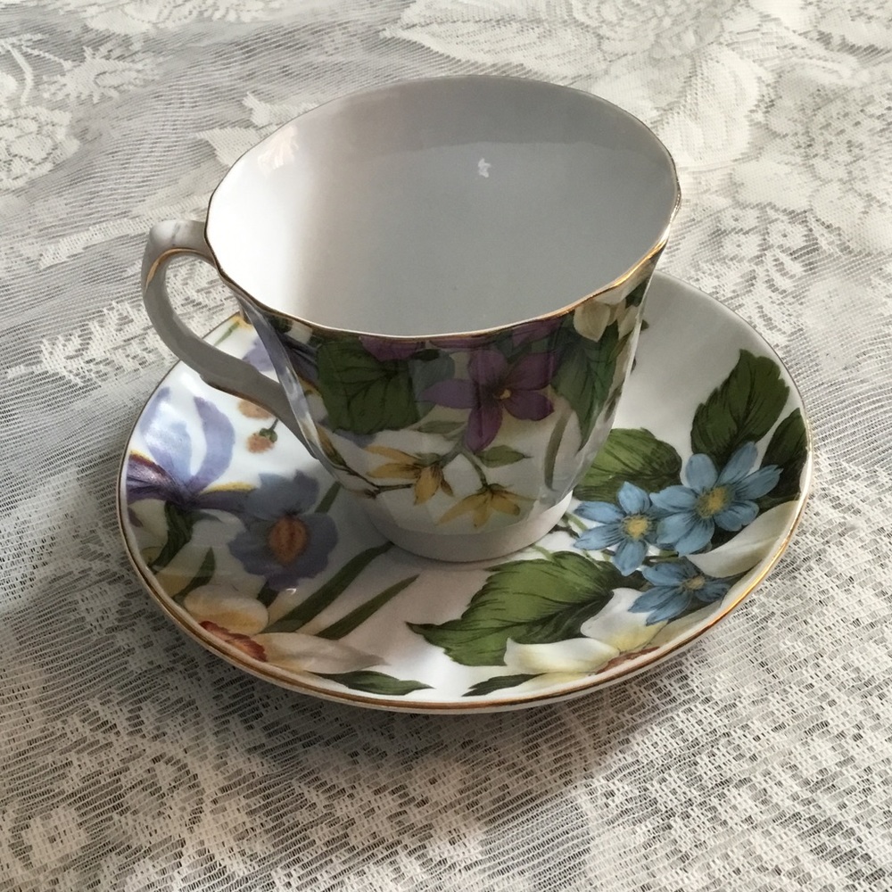 Demitasse | Tea Cup & Saucer